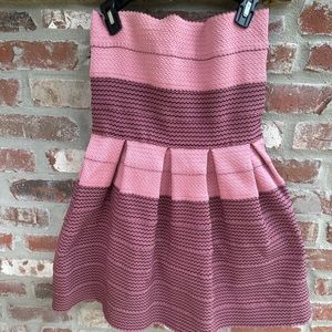 Venus Pink bandage dress. 2 tone with exposed gold zipper. EUC size 6.
